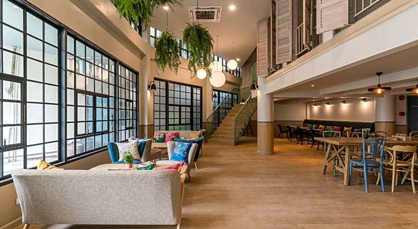 The Blanket Hotel Phuket Town