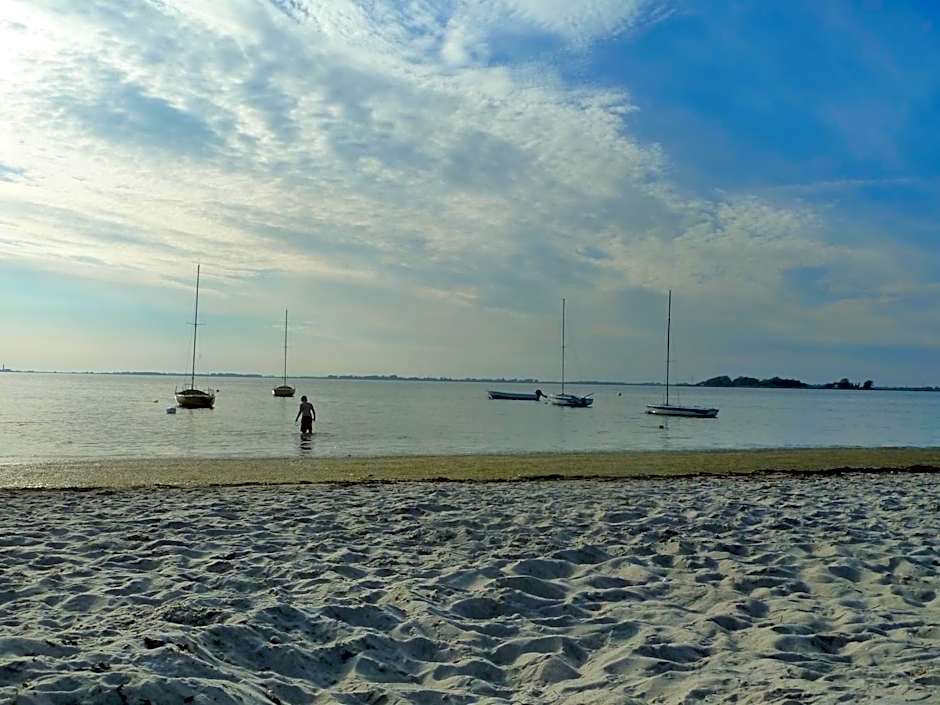 Haus Achtern Diek in erster Reihe am Meer