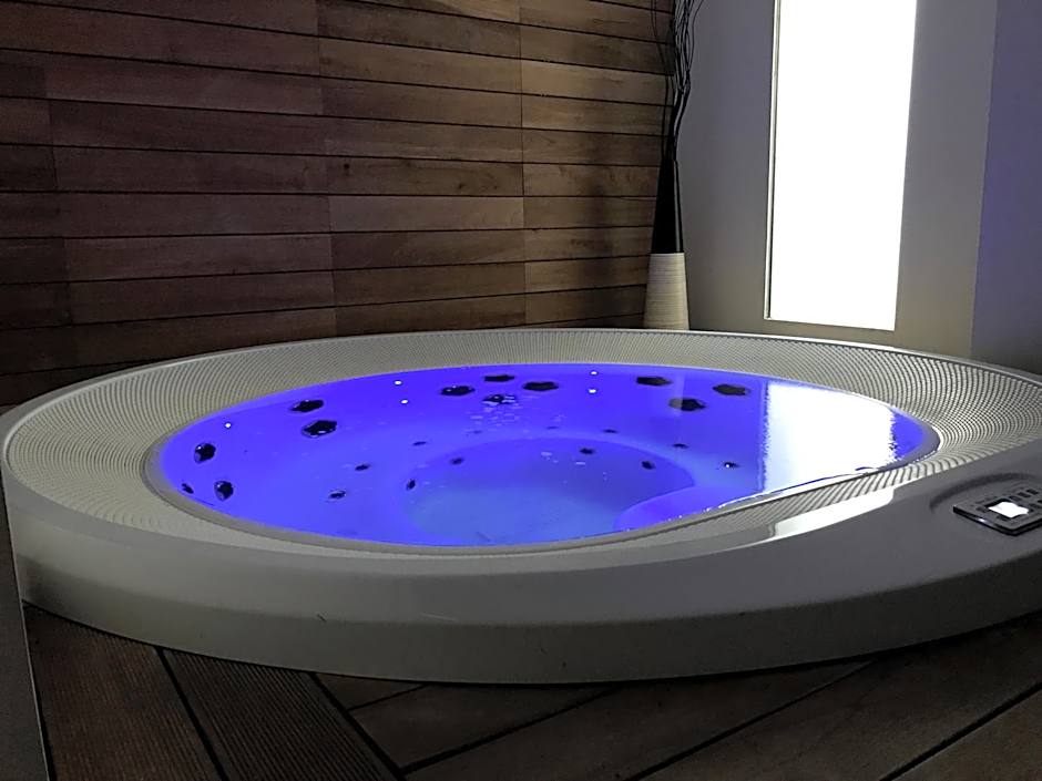 Hotel Touring Wellness & Beauty