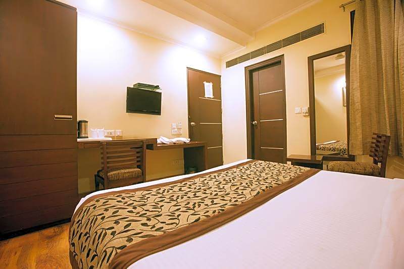 The Pearl - A Royal Residency