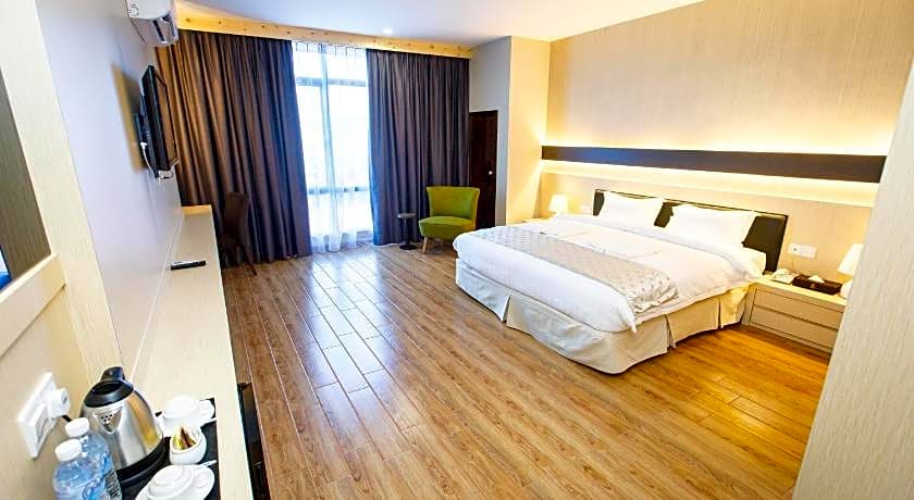 Lintas Platinum Hotel