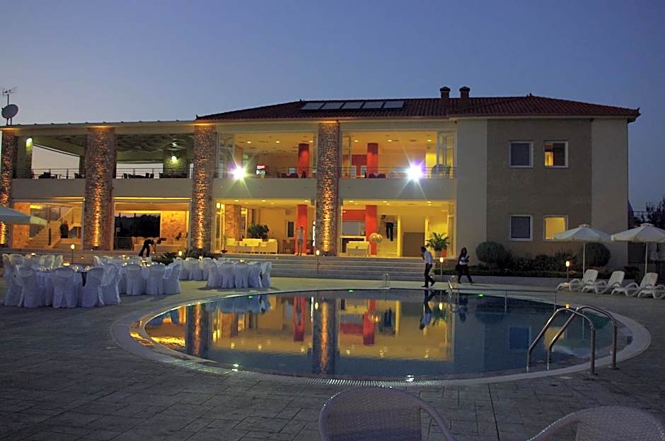 Antonios Village Hotel & Apartments