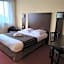 Adonis Lyon Est Hôtel Artys