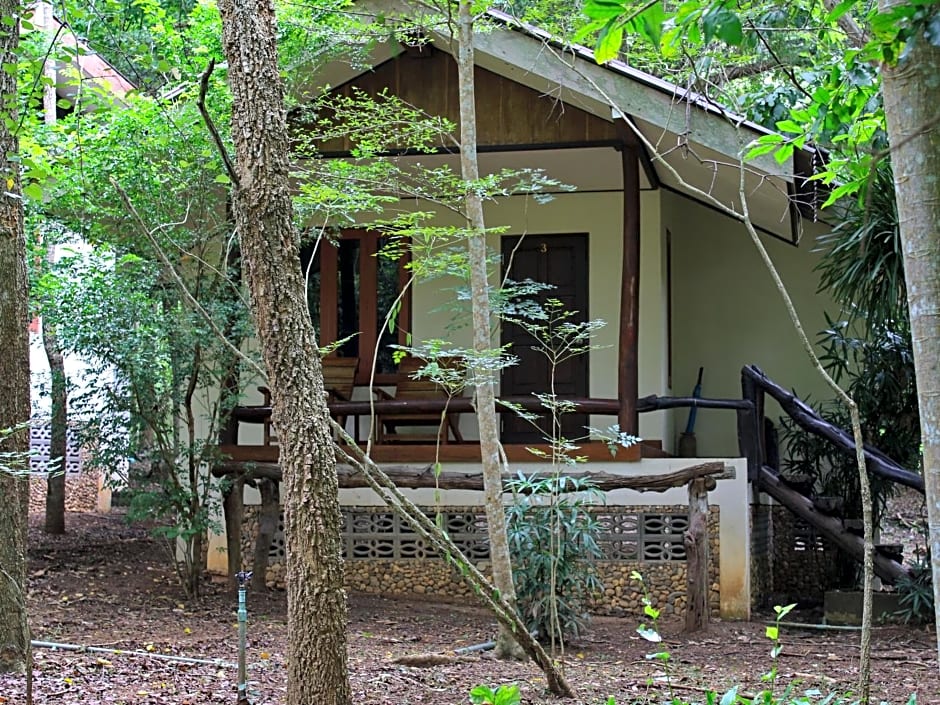 Baan Maka Nature Lodge
