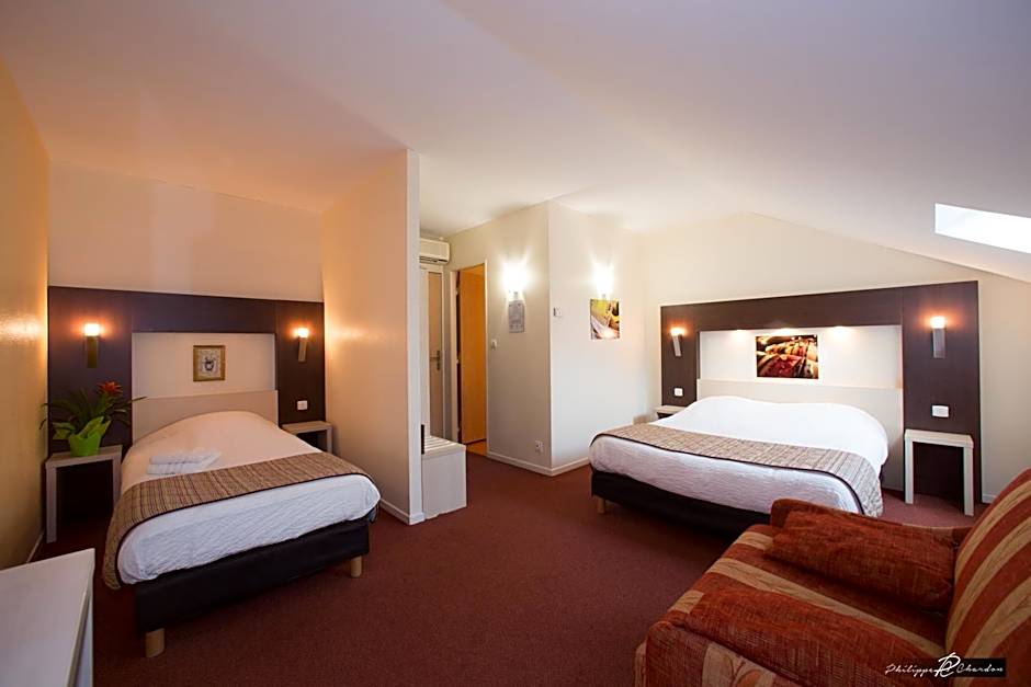 Photo 1 of 30 of Logis Jum'Hotel