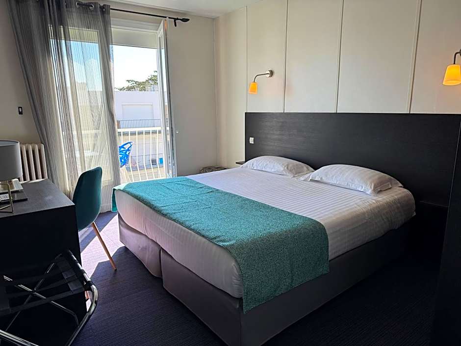 Hôtel Calme Des Pins & Spa