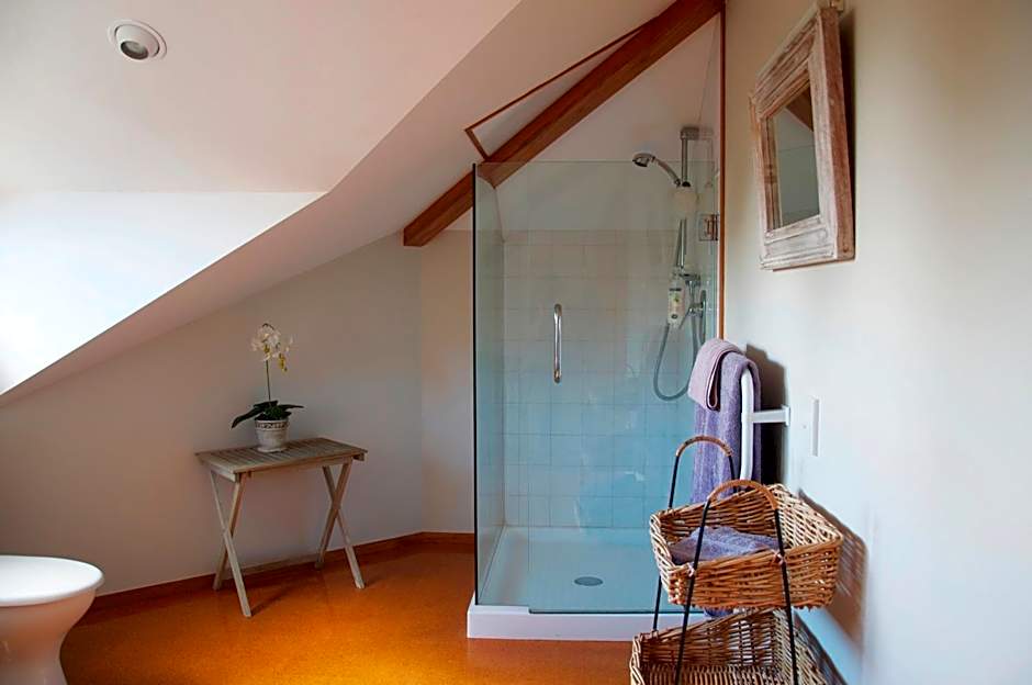 Waiwurrie Coastal Farm Lodge