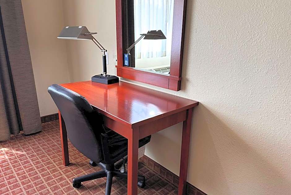 Ramada by Wyndham College Station