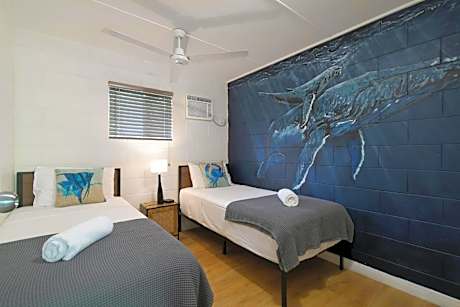 Two-Bedroom Apartment with Garden View and Balcony