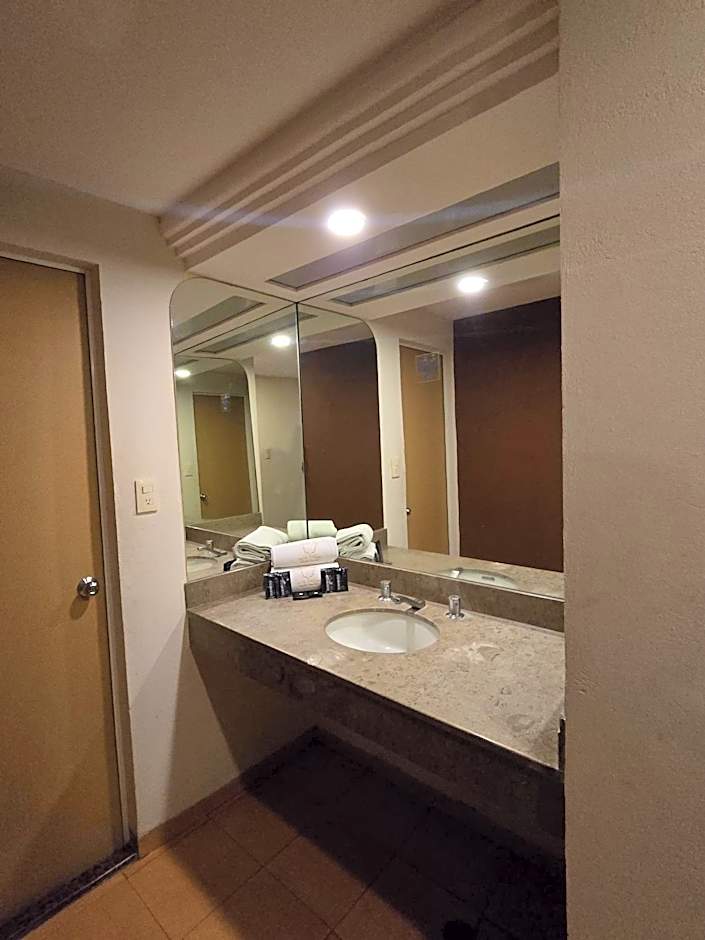 Hotel y Villas Gran Vía, Tultitlán