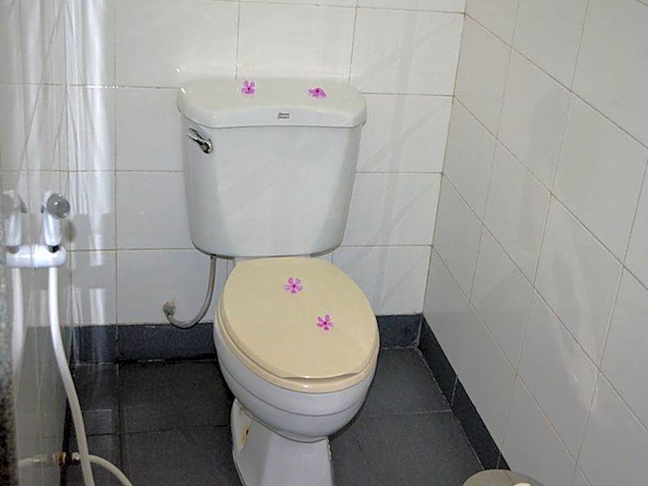 Golden Sunrise Hotel