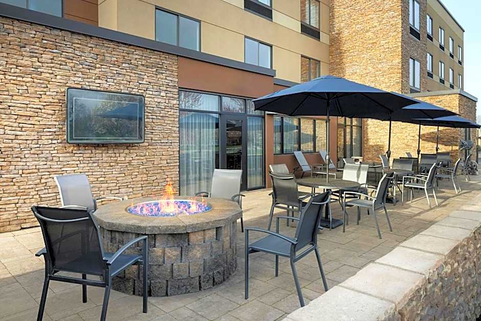 Fairfield Inn & Suites by Marriott Bowling Green