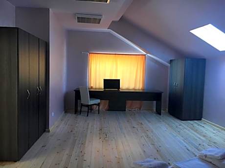 Queen Room with Shared Bathroom