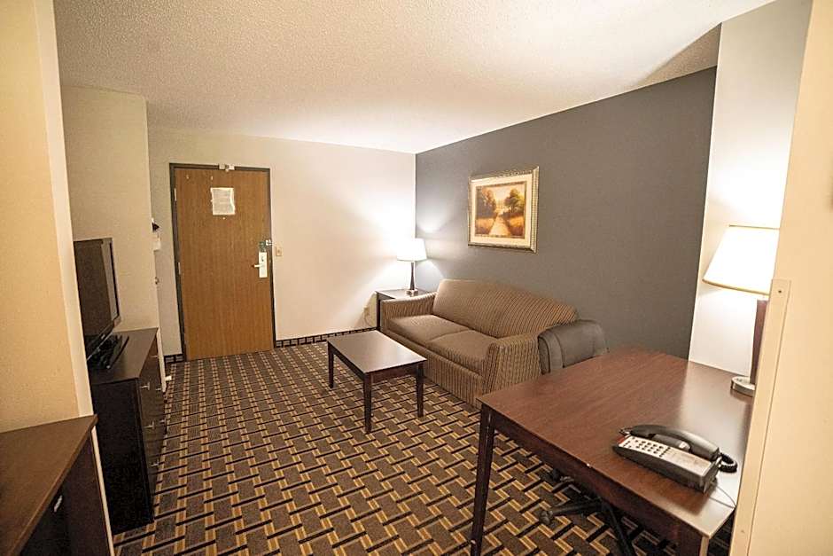 Quality Inn & Suites Watertown near Prairie Lakes Ice Arena