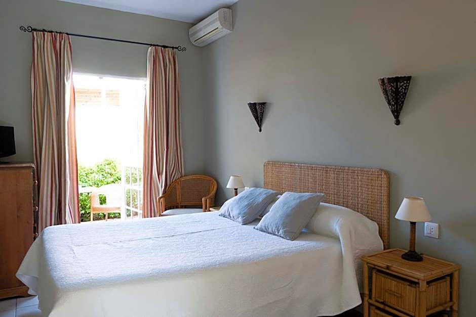 Hotel Madreselva - Grupo Califa