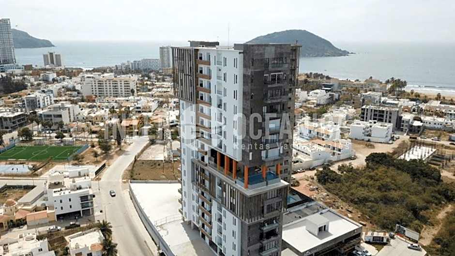 Pool with the best view of the Marina Mazatlán