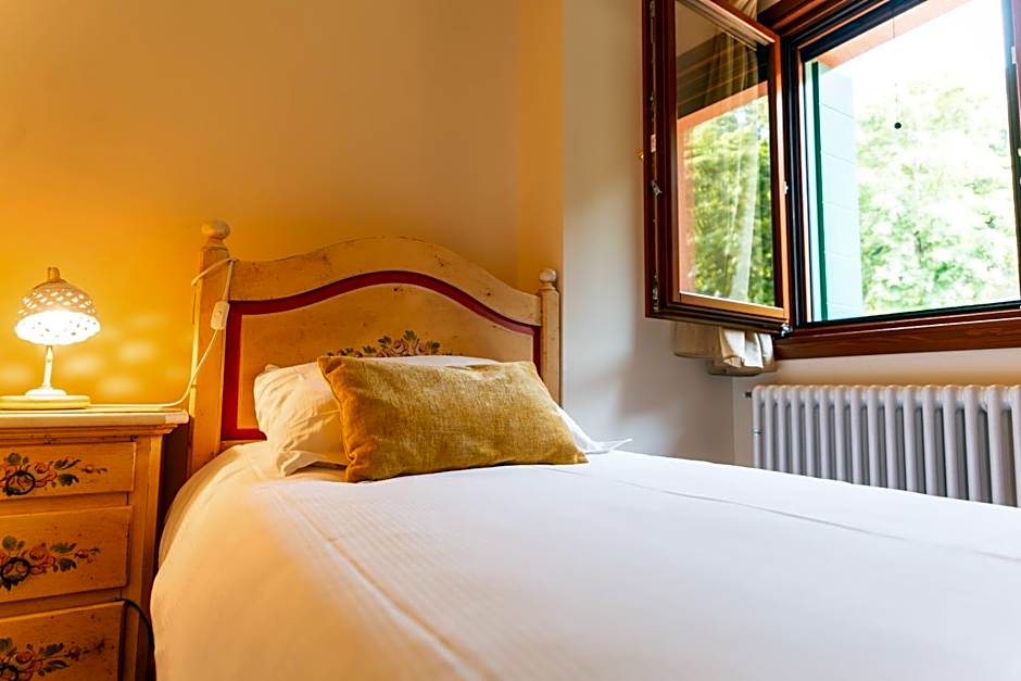 Hotel & Restaurant AL TRIVIO