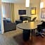 Candlewood Suites Fargo-North Dakota State University By IHG
