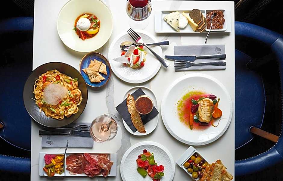 The Elms Hotel & Spa