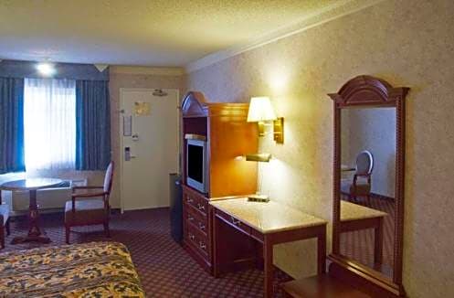 Americas Best Value Inn & Suites - Fontana