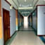 Dee Prom Hotel