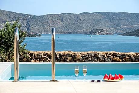 Spinalonga Suite with Private Pool and Sea View