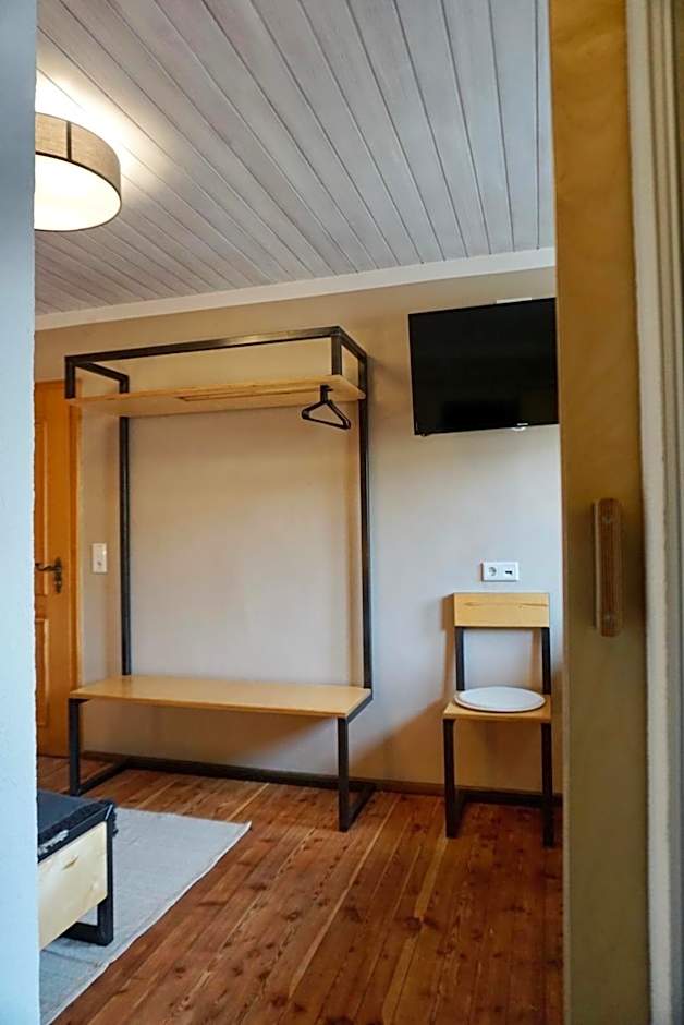 Hofgut Langenborn Wohnen auf Zeit möblierte Apartments Aschaffenburg Alzenau Frankfurt