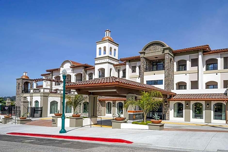 La Quinta Inn & Suites by Wyndham Santa Cruz