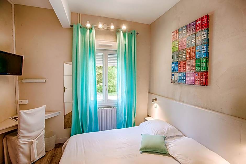 Logis Hôtel Restaurant L'Ile de Sées