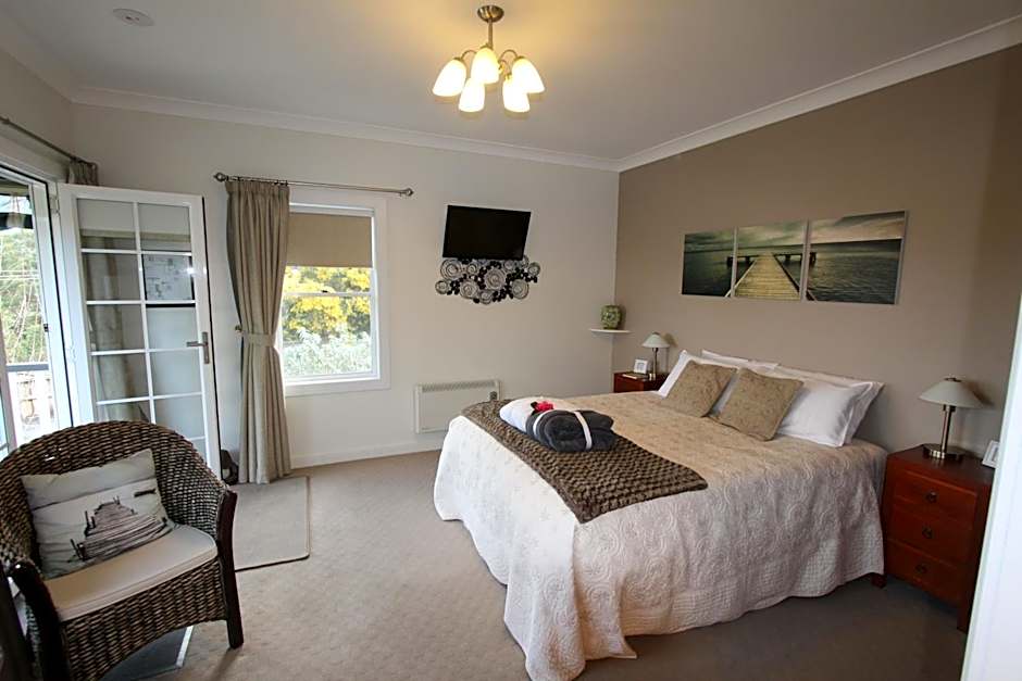 Hillside Bed and Breakfast