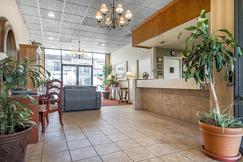 Quality Inn & Suites South San Jose / Morgan Hill