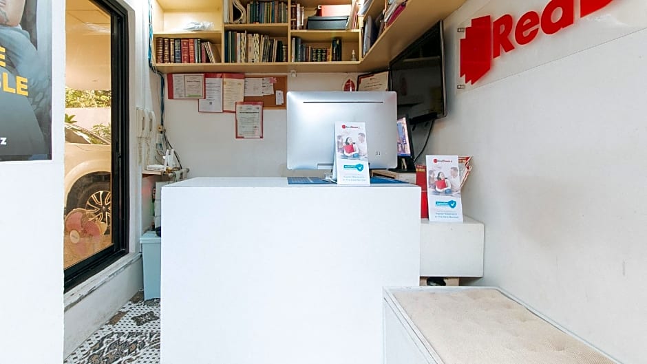 RedDoorz Plus Bienvenido Boarding House Las Pinas Weekly Stay