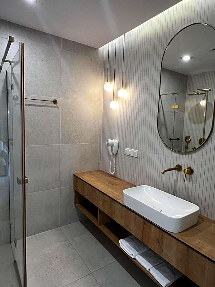 Hotel & Restauracja Nad Sandelą