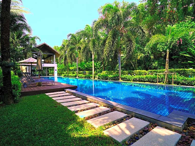 Casuarina Shores Apartment