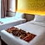 Loji Hotel