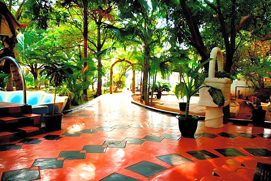 Tilko Jaffna City Hotel