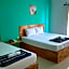 Lucky hostel and guesthouse