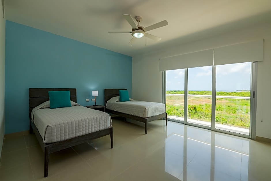 Mareazul Family Beach Condohotel