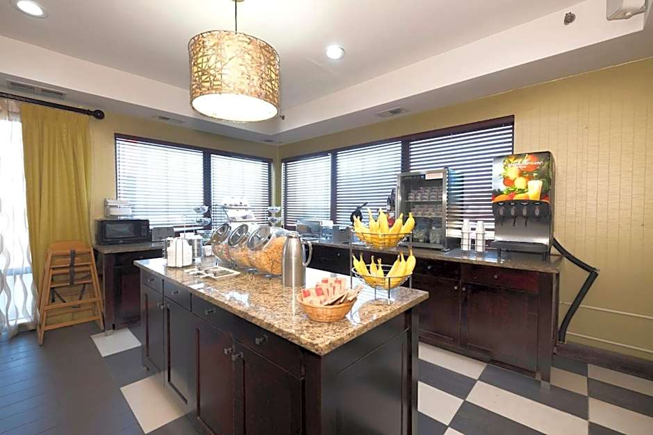 Sonesta Essential Ames