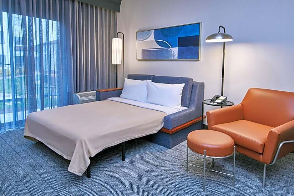 Courtyard By Marriott Detroit Livonia