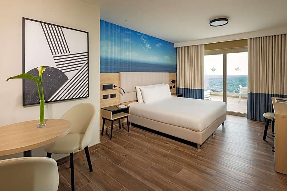 QAWRA Palace Resort & SPA