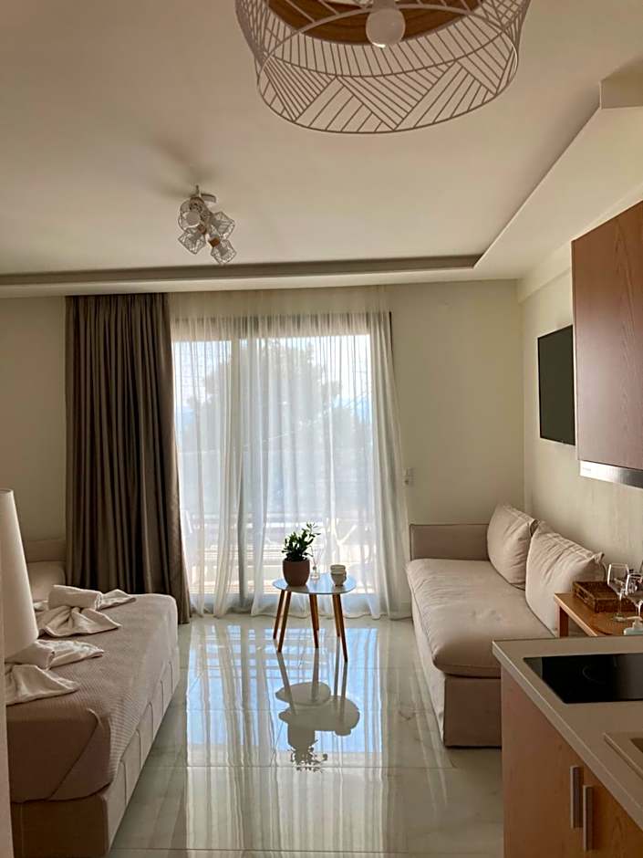 Wide Blue Luxury Boutique Suites