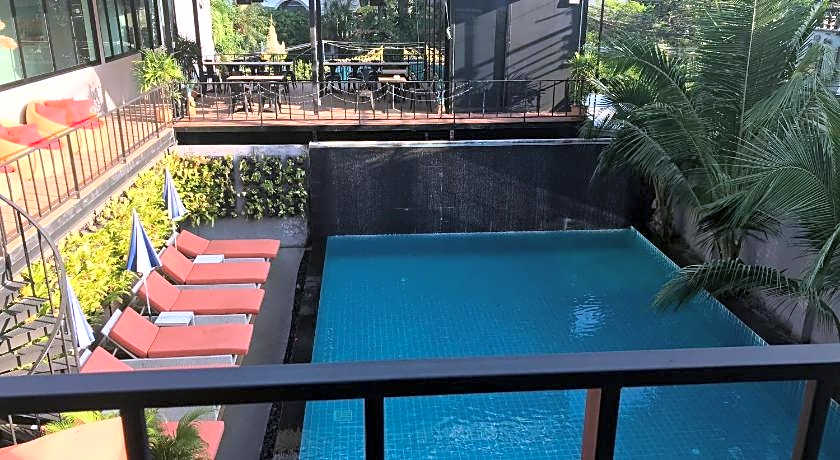 V20 Boutique Jacuzzi Hotel