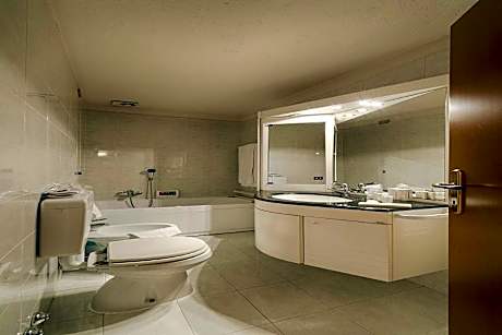 Economy Quadruple Room