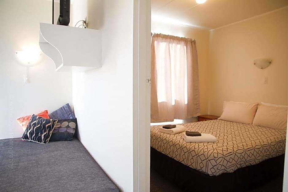 252 Beachside Motels & Holiday Park