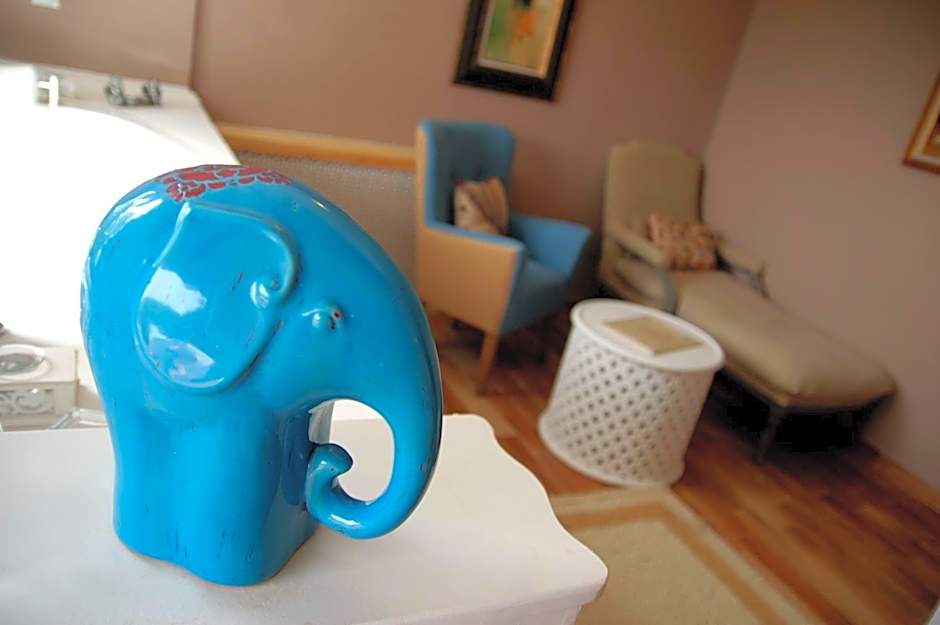 Beyaz Ev Agva - Adult only +15