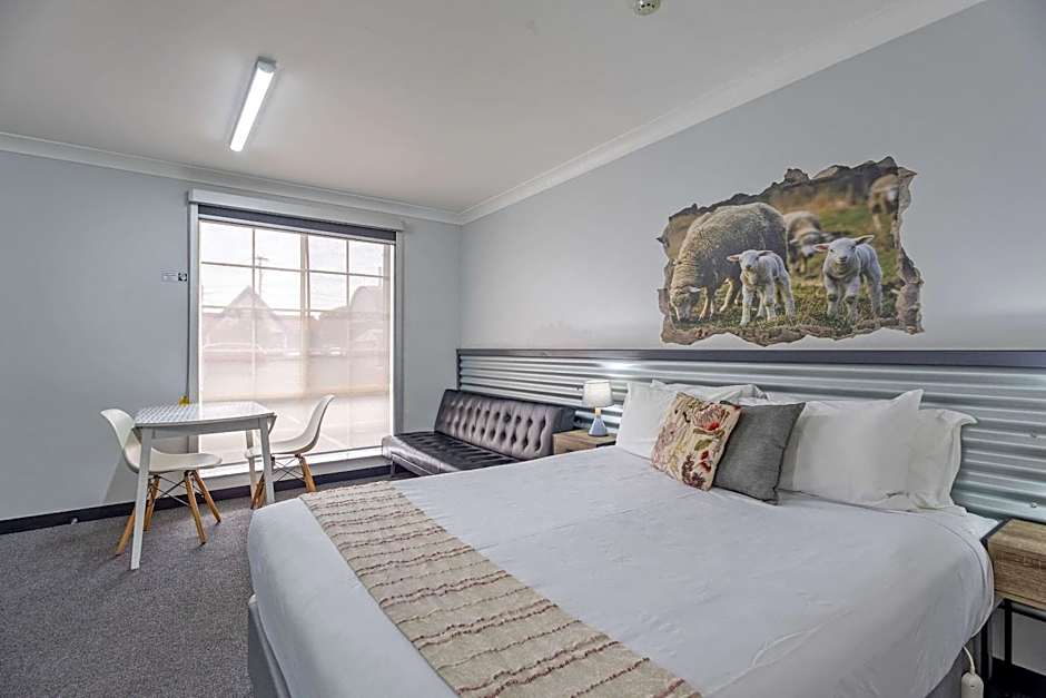 Shearing Shed Motor Inn