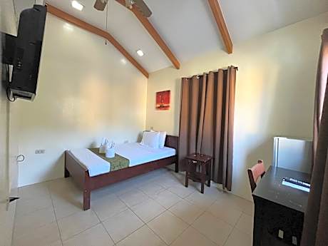 Villa with Pool View