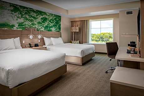 Island View, Two Queen Beds