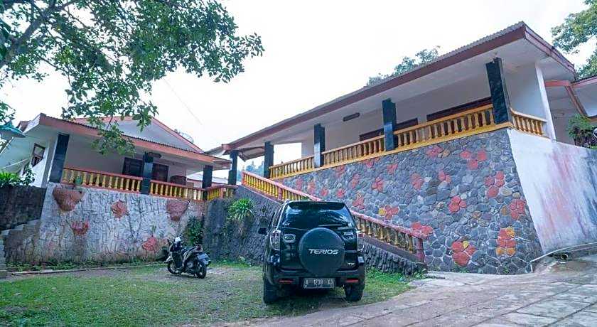 Burangrang Village Mitra by RedDoorz – Bogor, PA